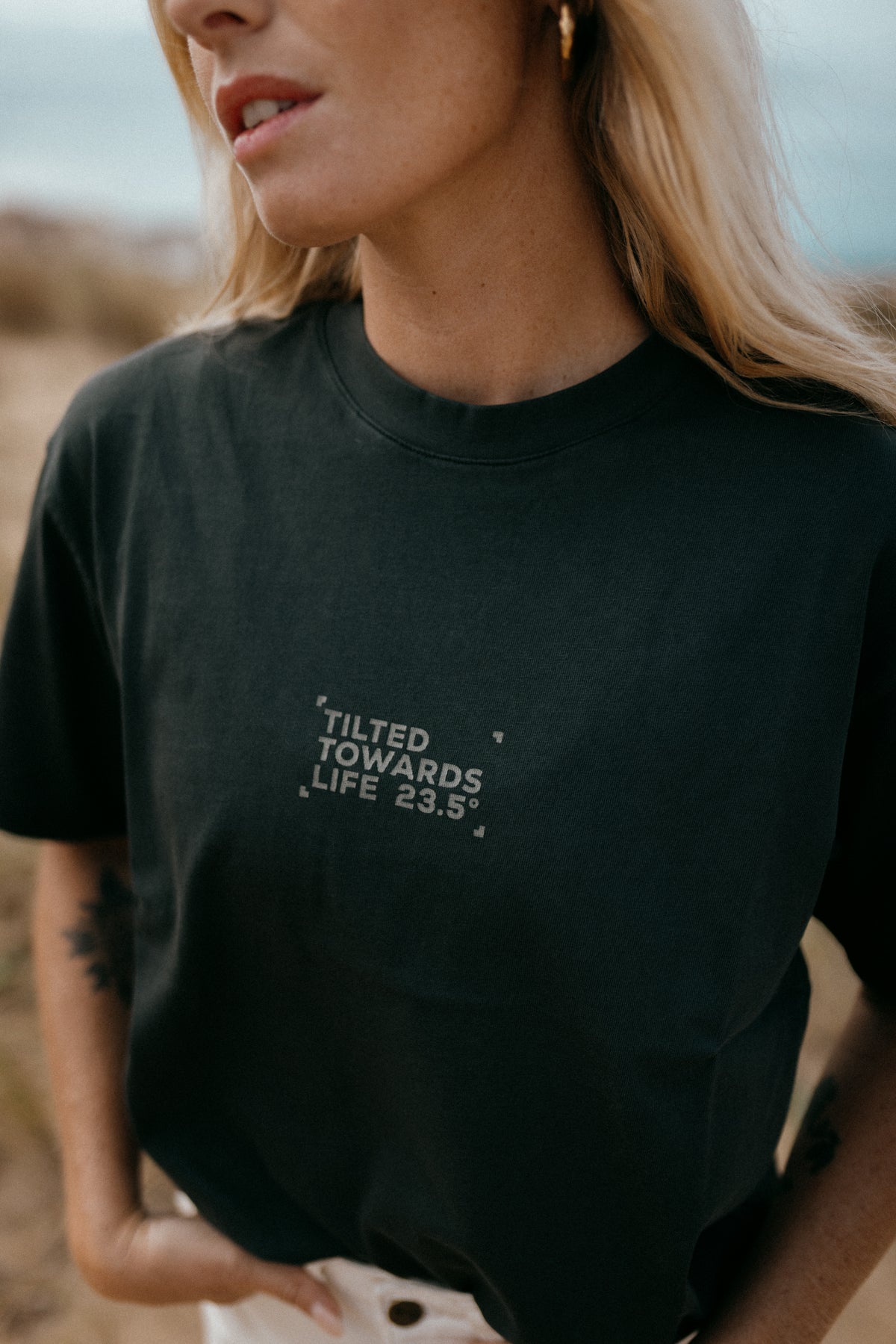 T-shirt {Faded Black}